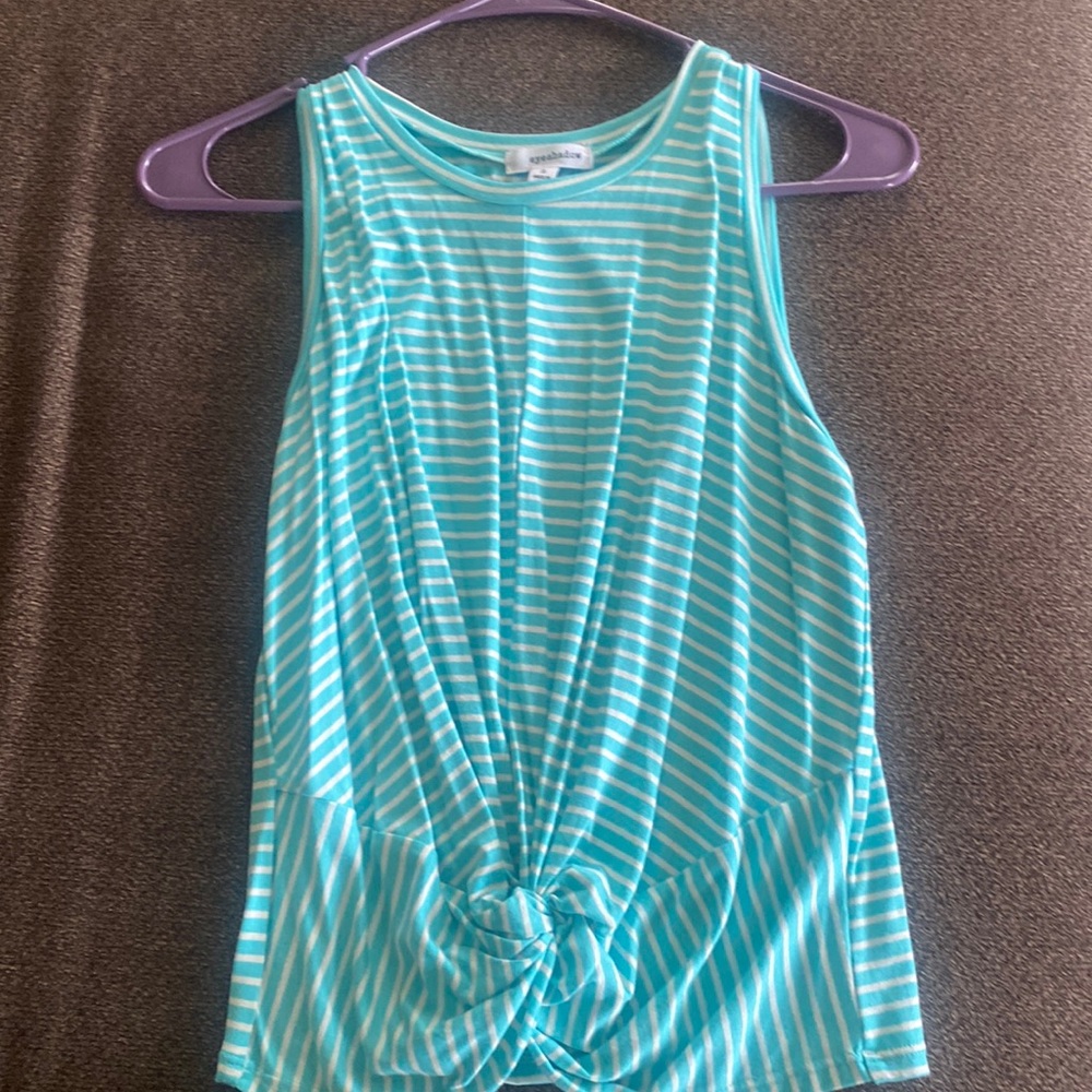 Very soft material cute little crop top